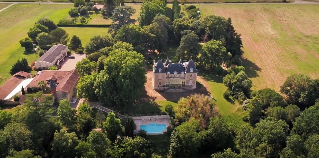 Orangerie Du Chateau Marith - Chambres Et Gites Avec Piscine Clairac  Exterior foto